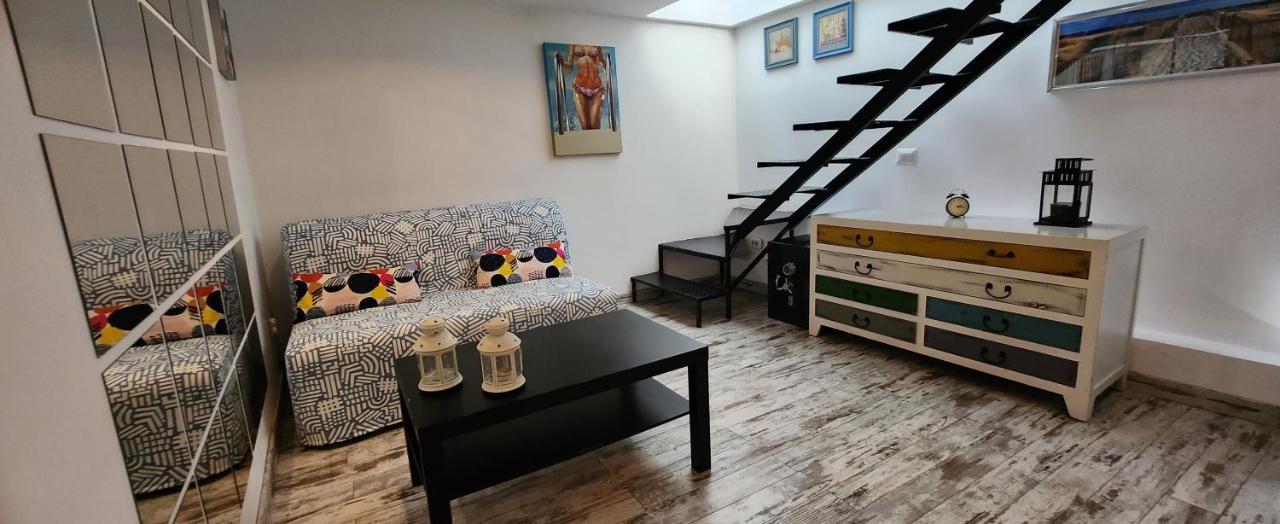 Morii Lake Pool Villa بوخارست المظهر الخارجي الصورة